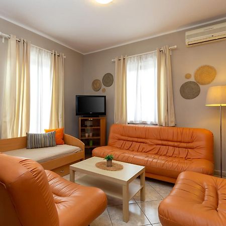 Apartment Mare Poreč Eksteriør bilde